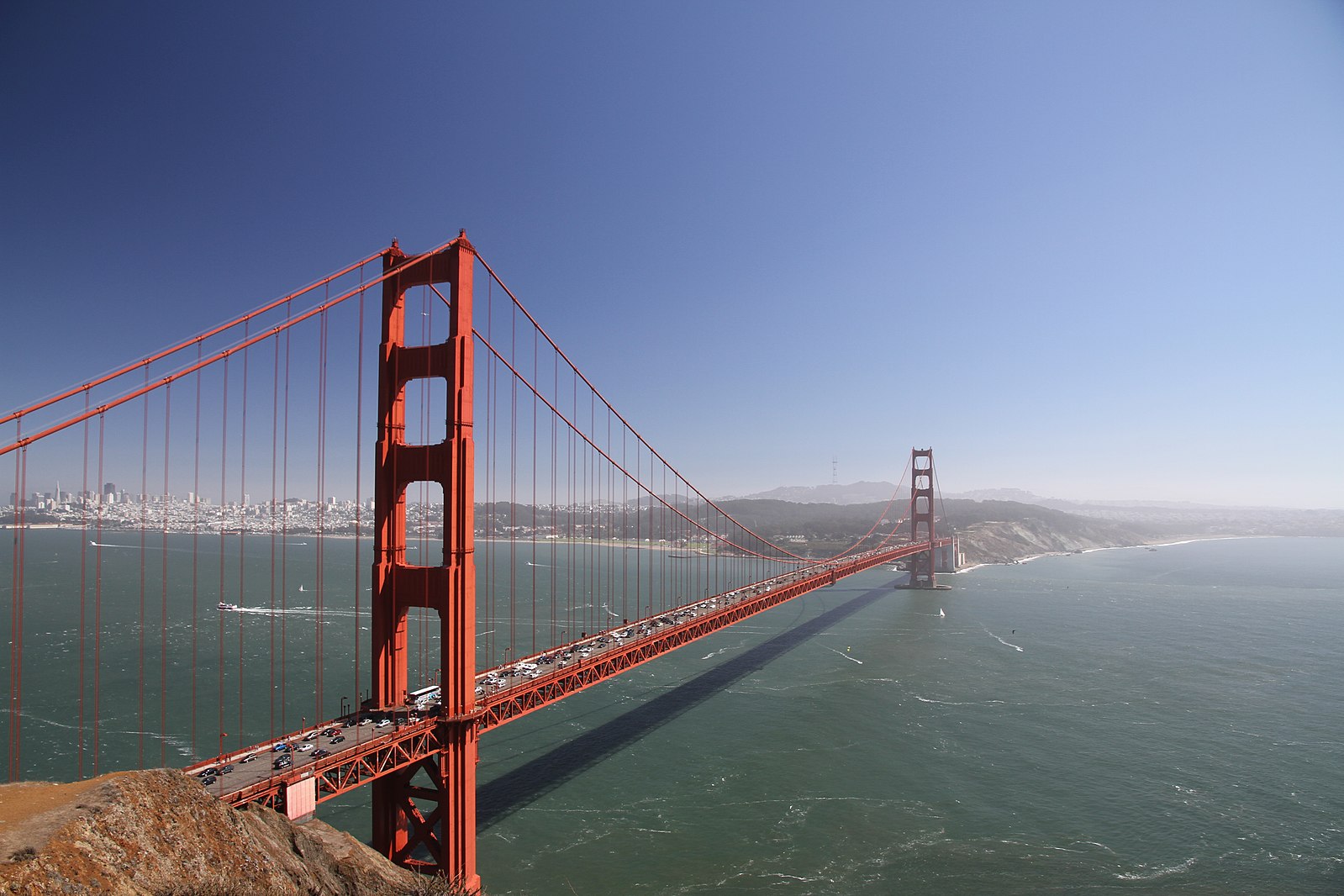 Figure 4: The Golden Gate Bridge was one of the Priority 1 assets targeted in Caltrans’ resiliency assessment. FrankBrueck | Wikimedia Commons